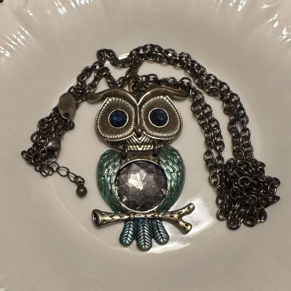 Vintage Y2K Charming Charlie Long Owl Pendant Necklace